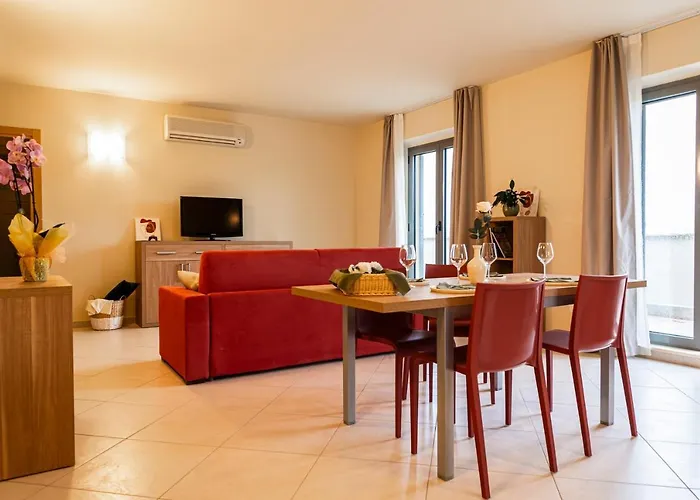 Lägenhetshotell Tuscasi 4*