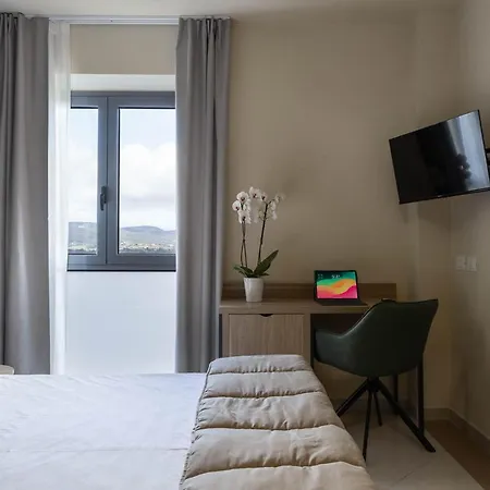 Tuscasi Hotel apartamentowy *