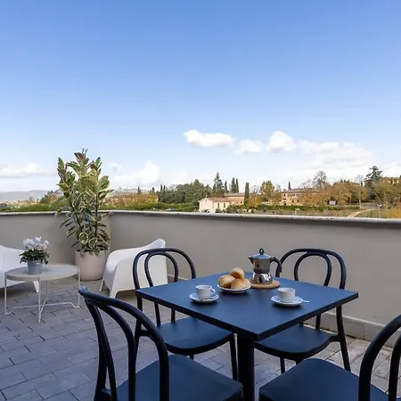 Tuscasi Hotel apartamentowy *