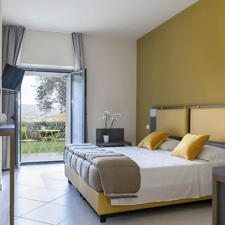 Tuscasi Hotel apartamentowy Sovicille